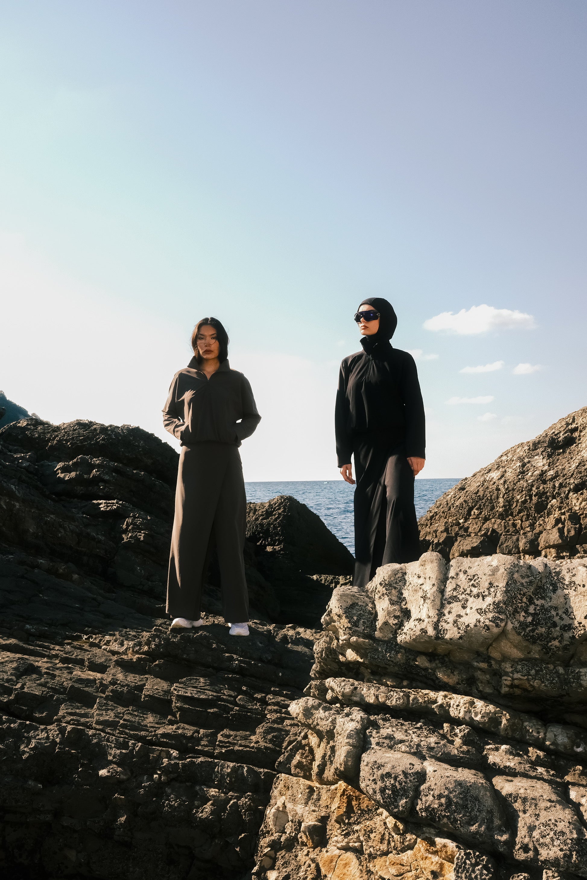 Yüksek Yakalı Lastikli Likra Üst - Siyah