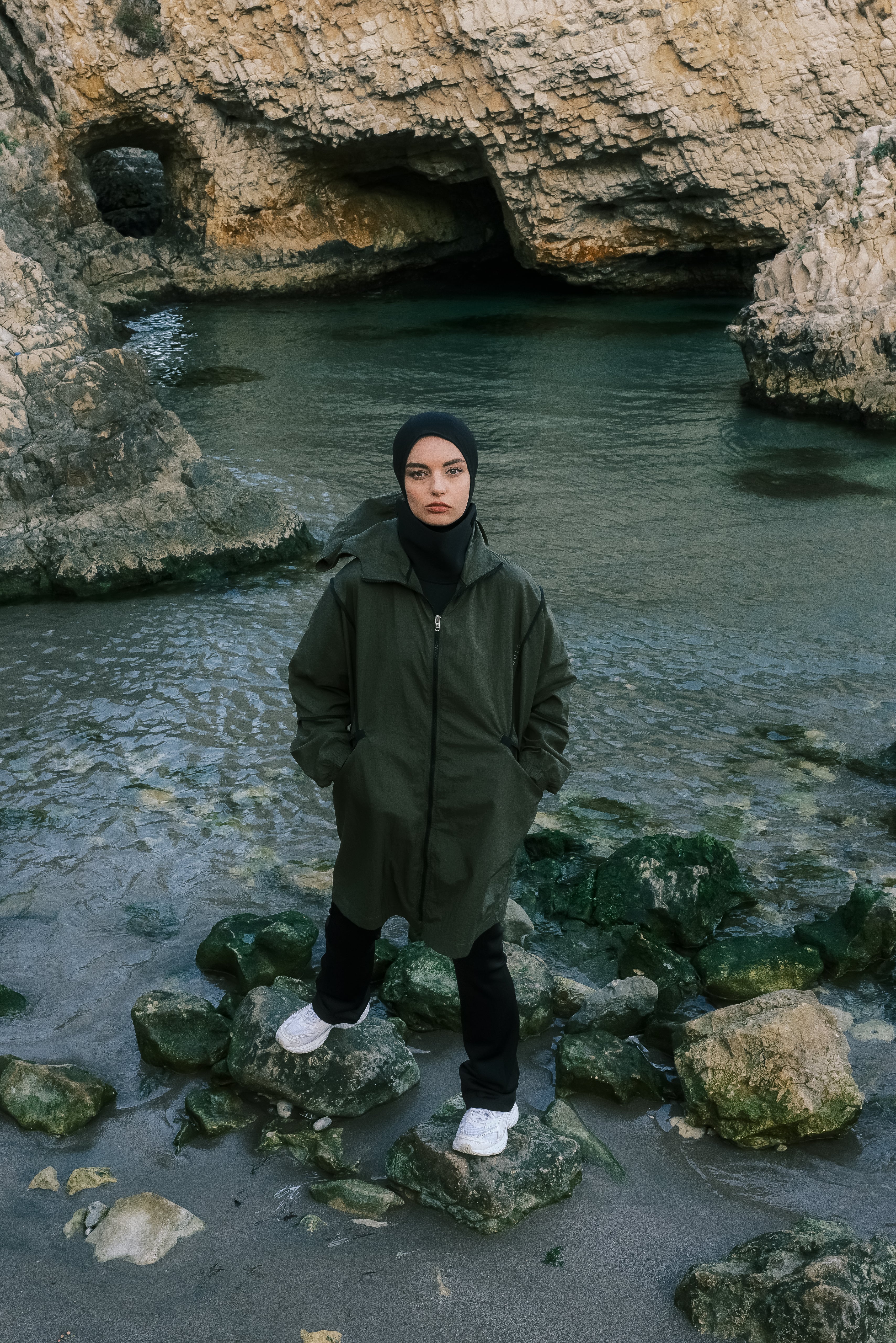 Cepli Kapüşonlu Aktif Trençkot - Haki