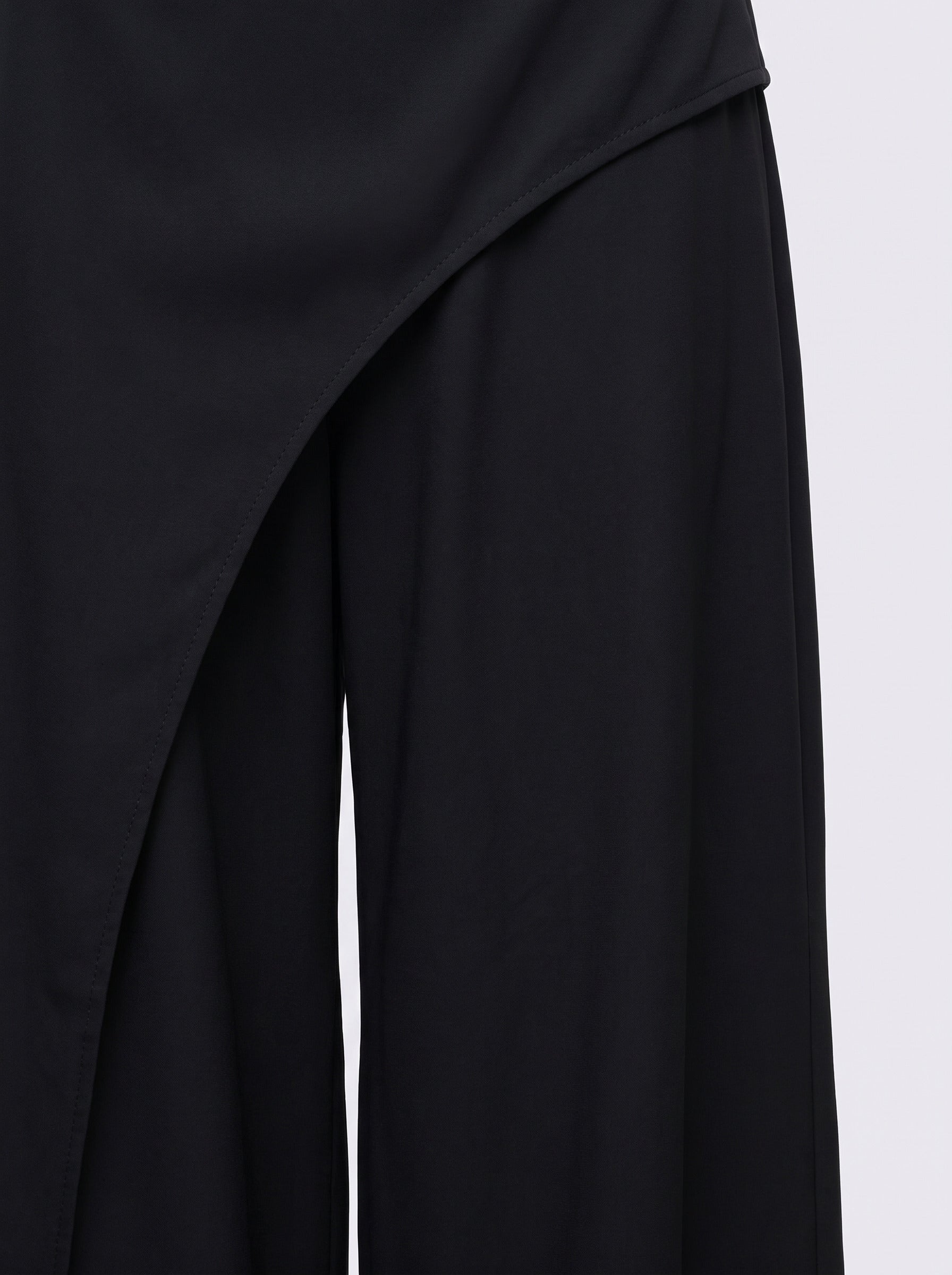 Hafif Teknik Kumaşlı Pantolon Etek