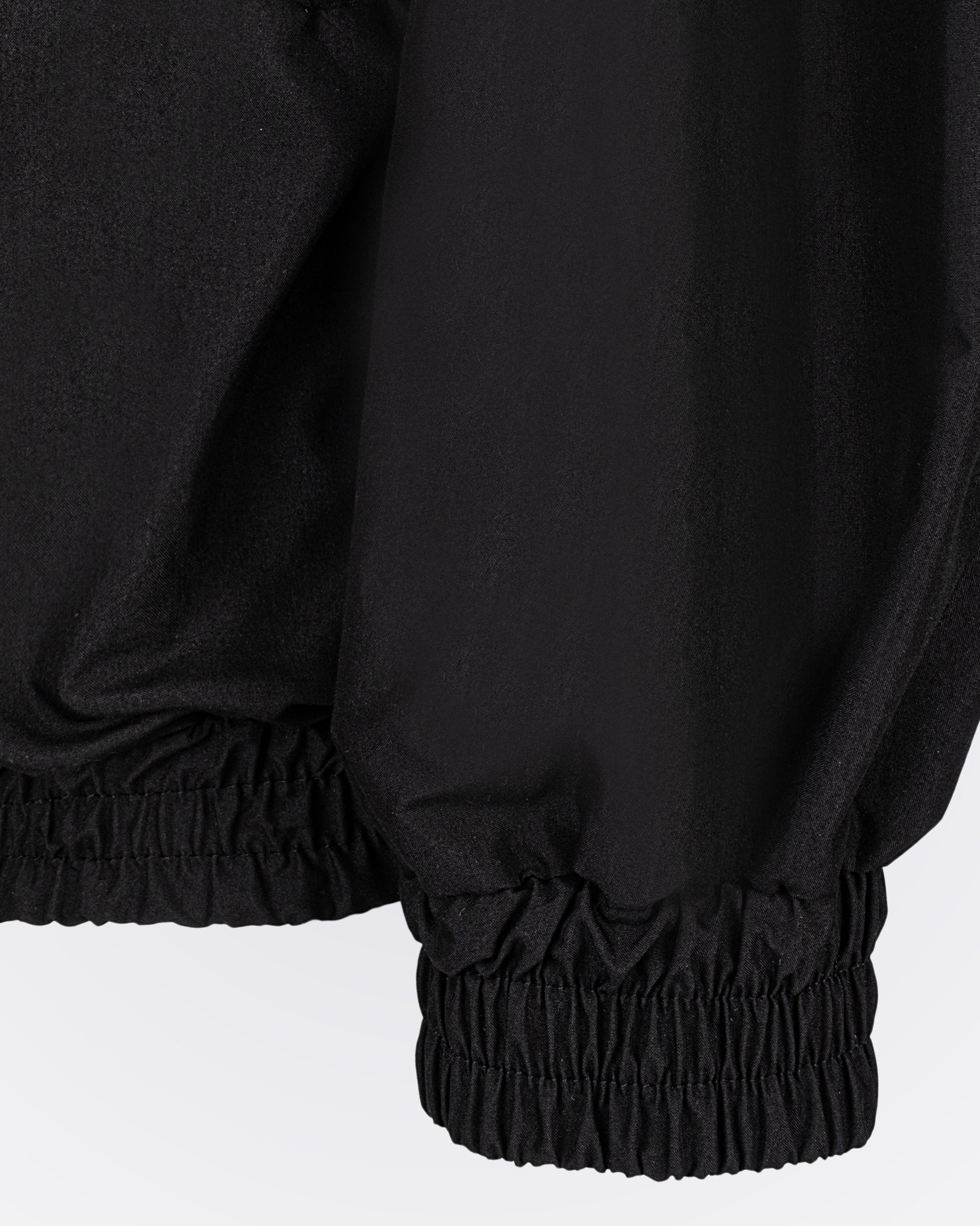 Kapüşonlu Yüksek Yakalı Rüzgarlık Sweat - Siyah