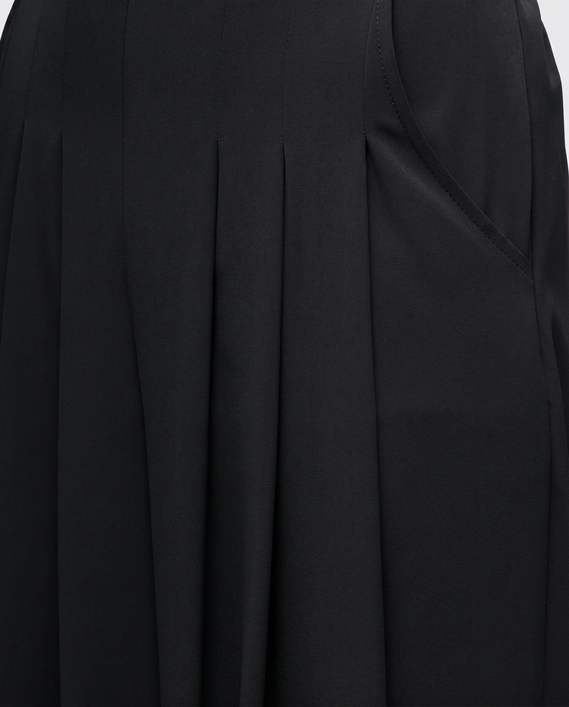 Pile Detaylı Geniş Paça Pantolon - Siyah