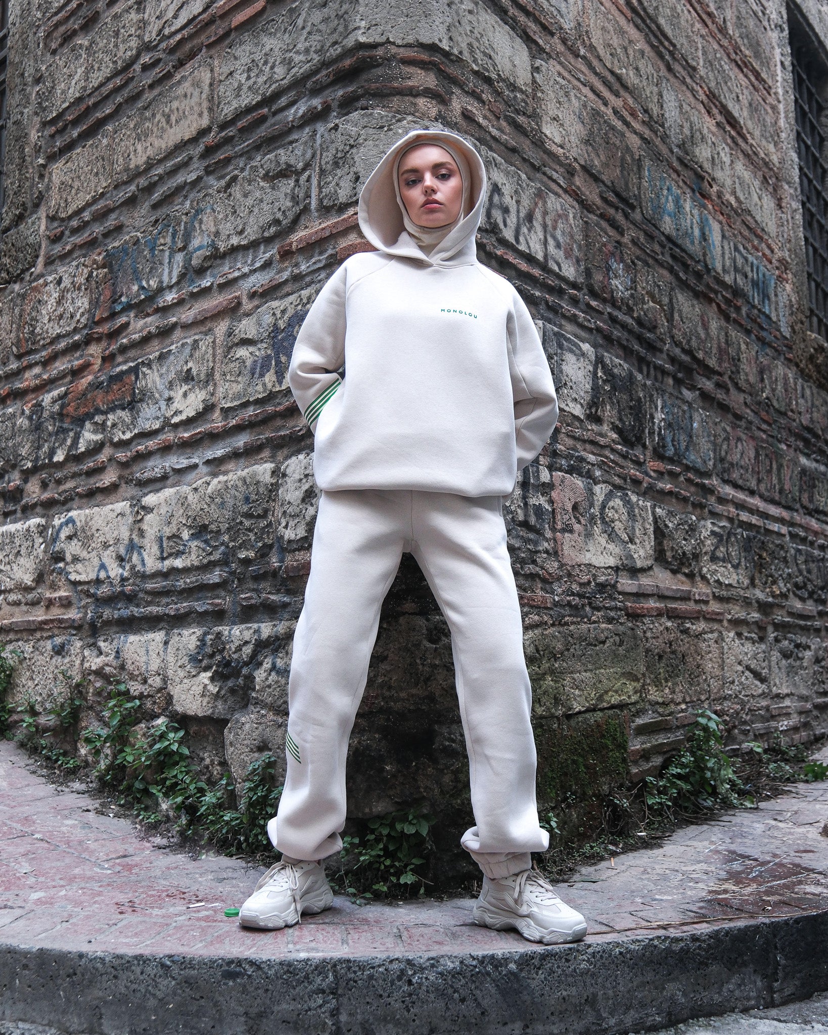 Kendinden Boneli ve Kapüşonlu Pamuk Kumaşlı Sweat - Bej