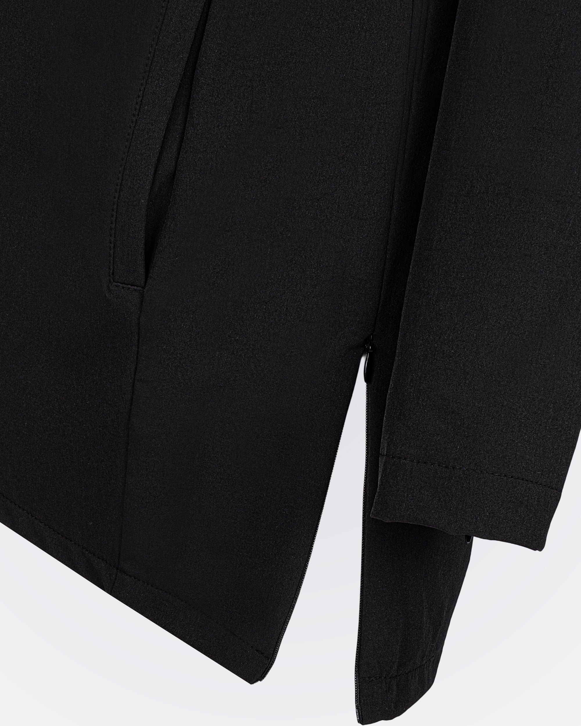 Yüksek Yakalı Aktif Üst - Siyah